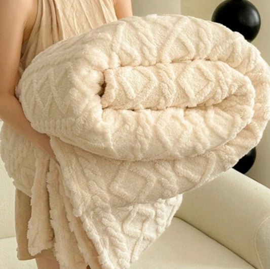 Cosy thick fleece blanket