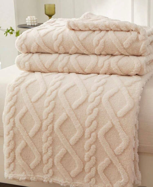 Cosy thick fleece blanket